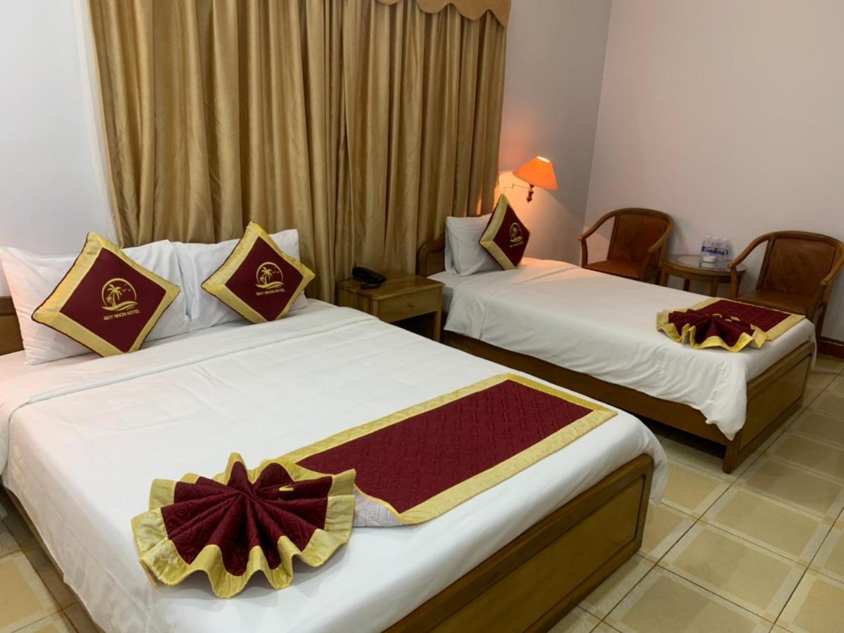 Quy Nhon Hotel Buitenkant foto